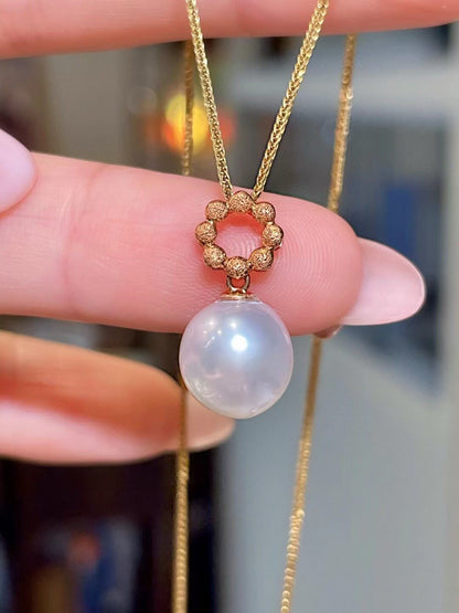 9.2mm Round Pearl Pendant with Beaded Gold Ring