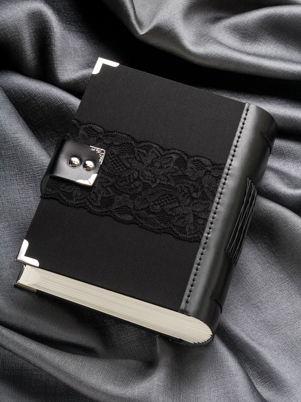 Handcrafted Skull Journal with Leather Spine
