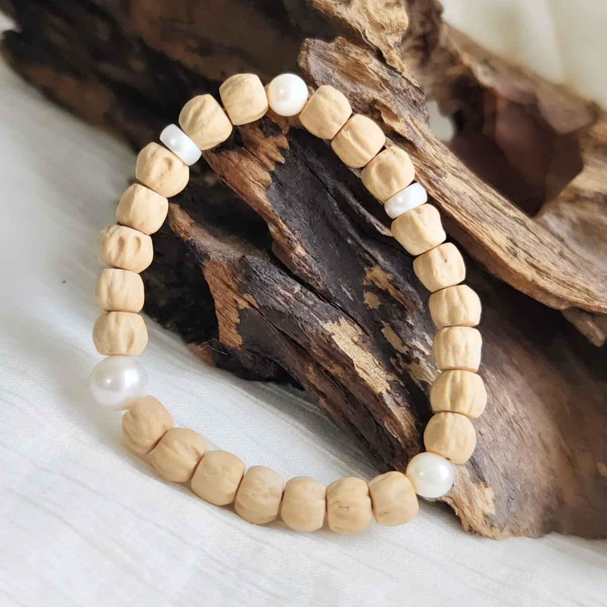 Passion Fruit Seed Bracelet with White Pearls