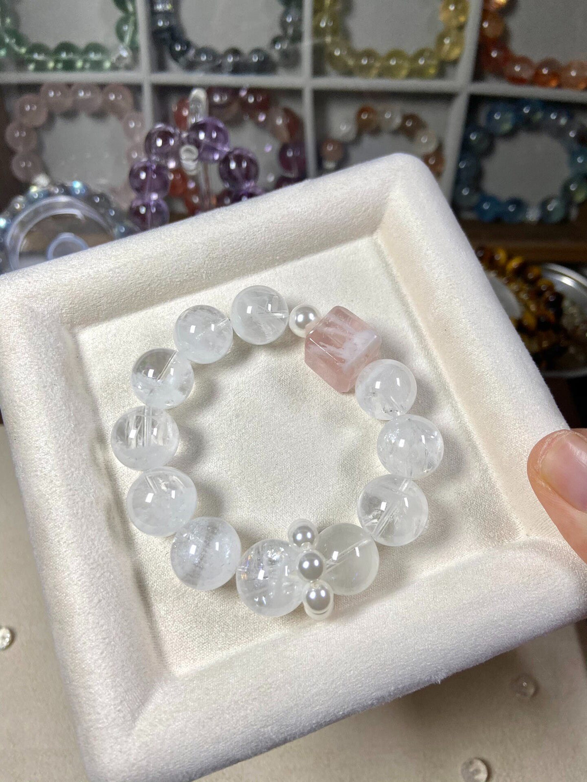 White Phantom Quartz Pearl Bracelet 14mm