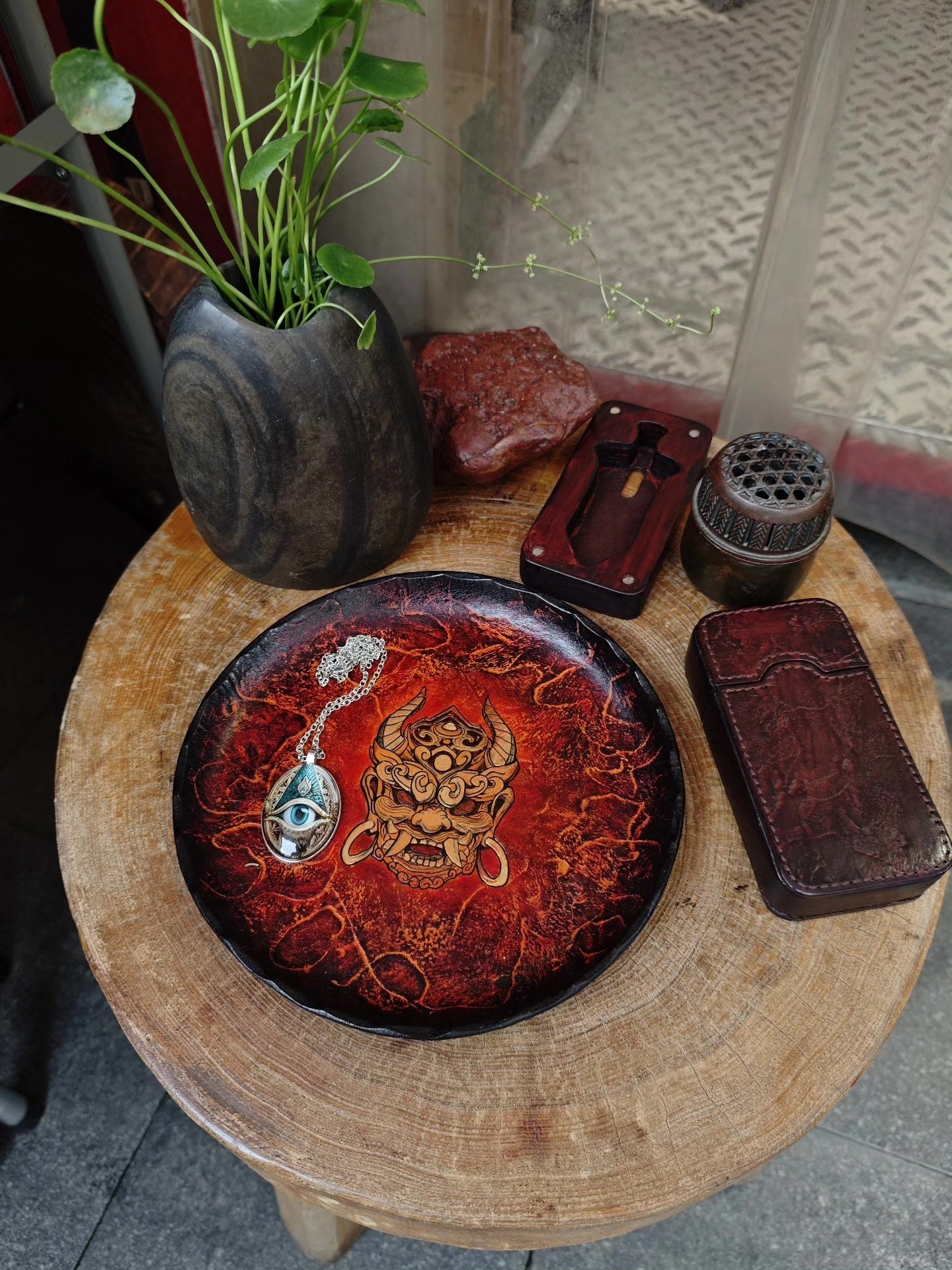 18cm Circular Leather Tray with Hand-Painted Mythical Mask and Flame Pattern