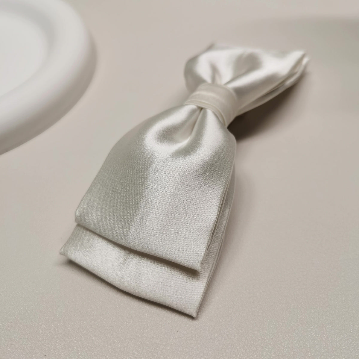 Pearl White Silk Bow Hair Clip