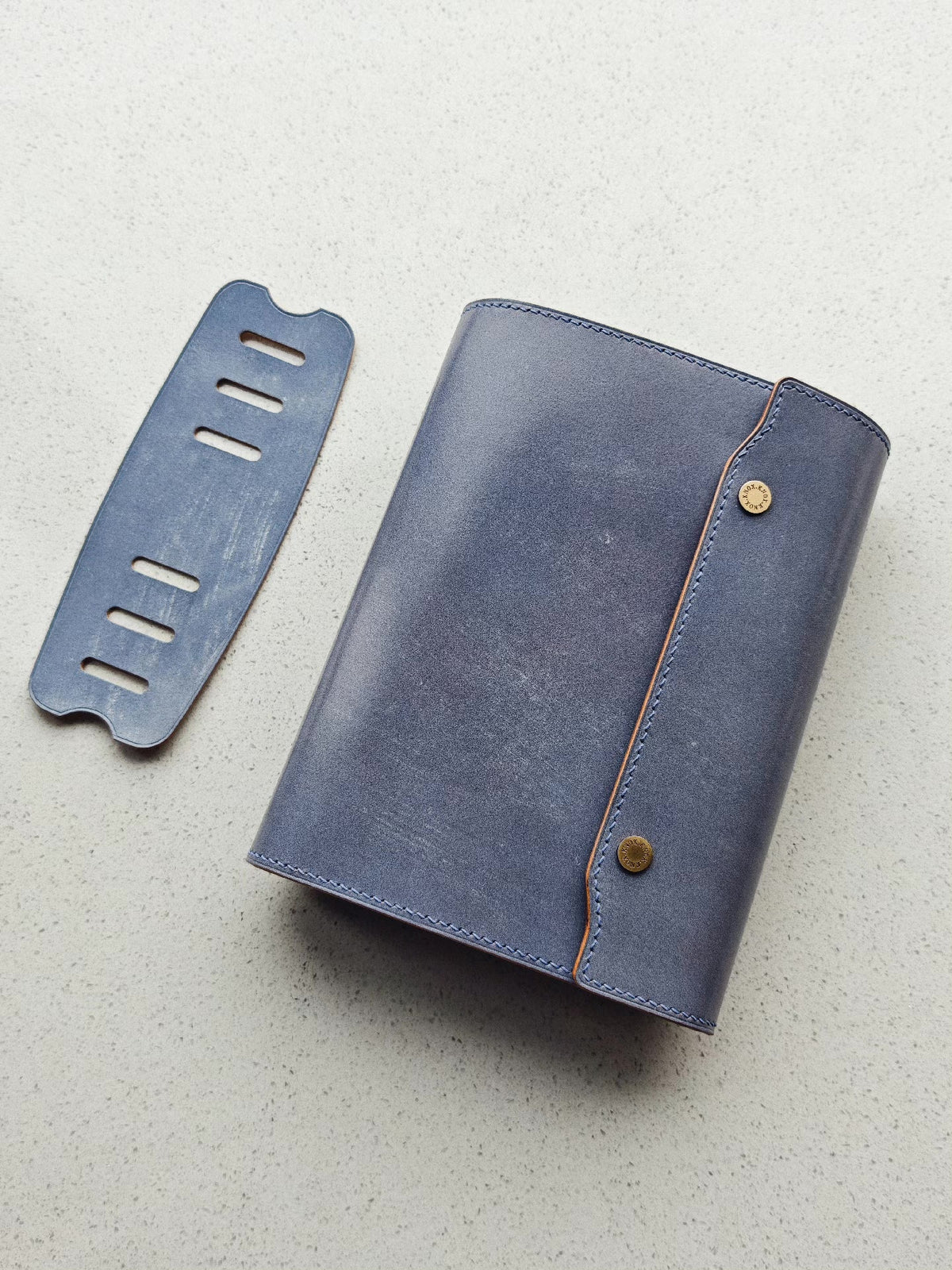A6 KNOX Bridle Leather Tri-Fold Notebook Cover