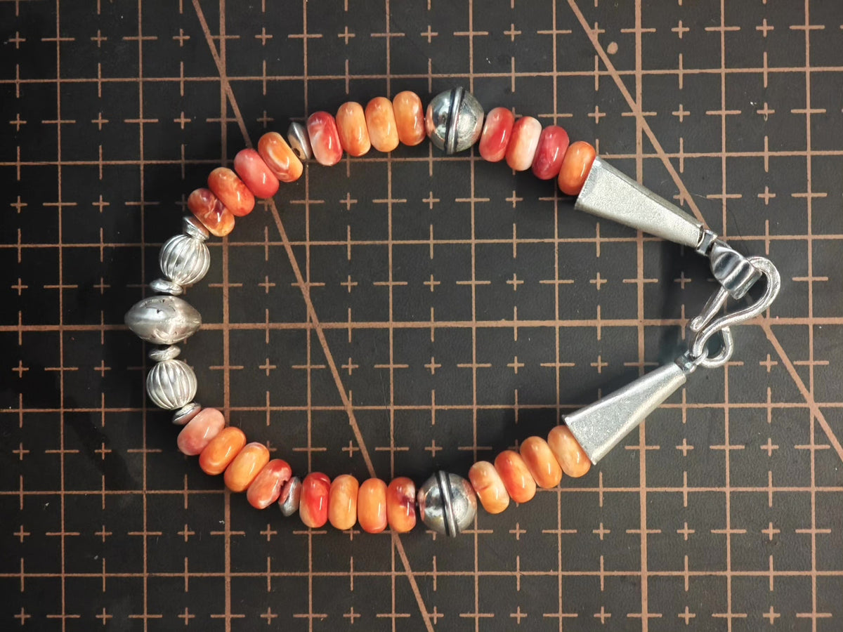 Pulsera navajo de plata de 925 con concha de ostra espinosa
