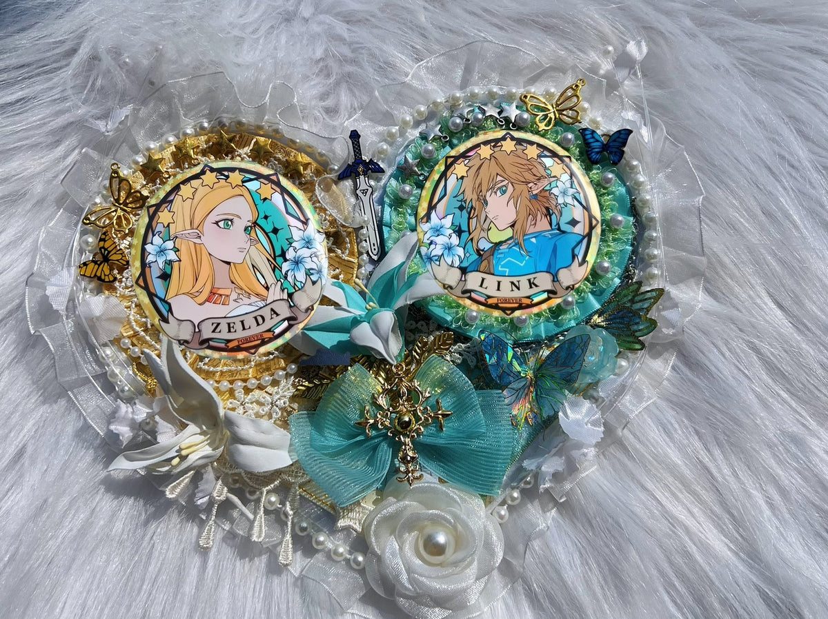 Zelda Link Heart Badge Display Stand 75mm