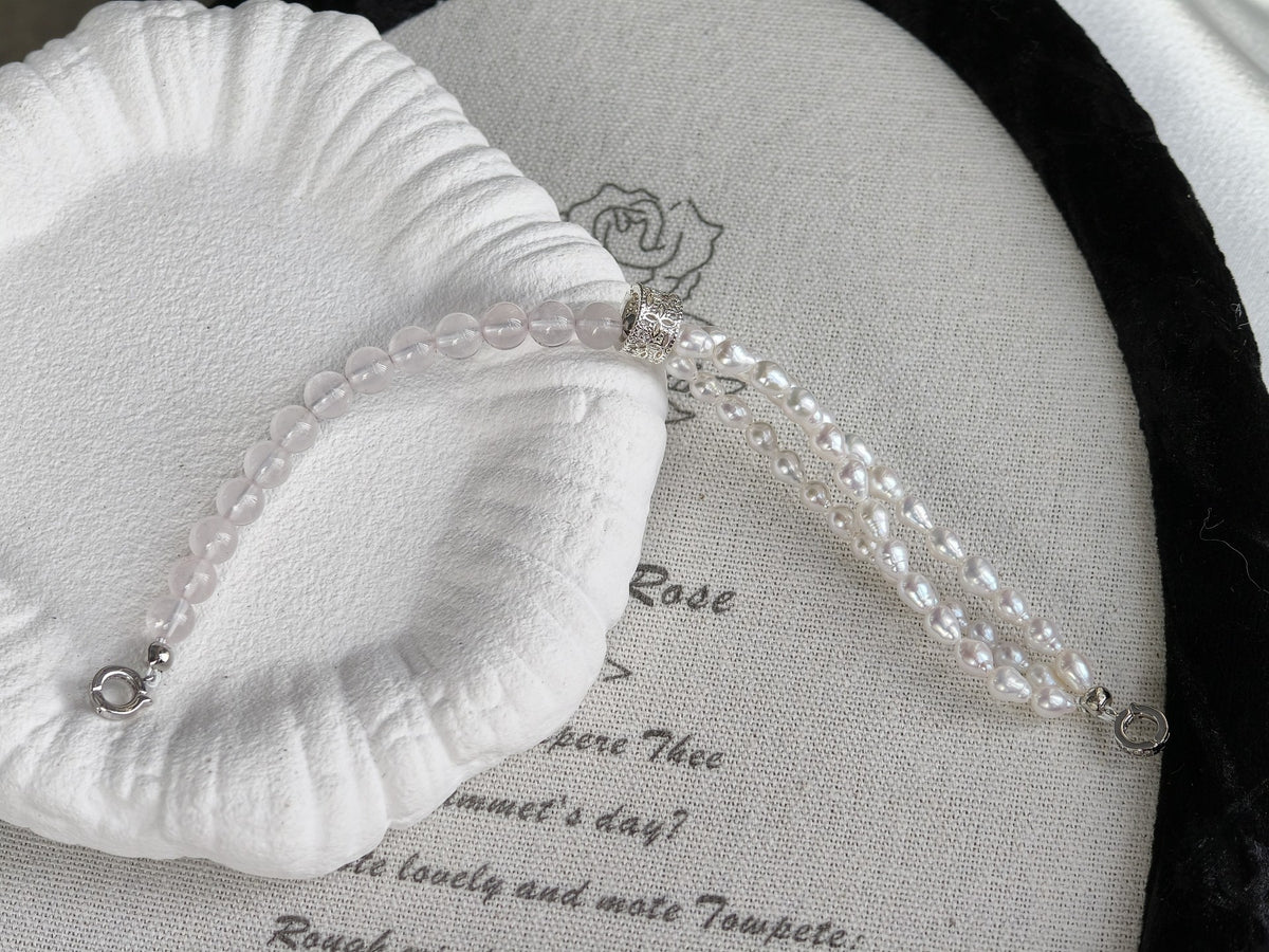 Bracelet en perles d'eau douce roses et quartz rose