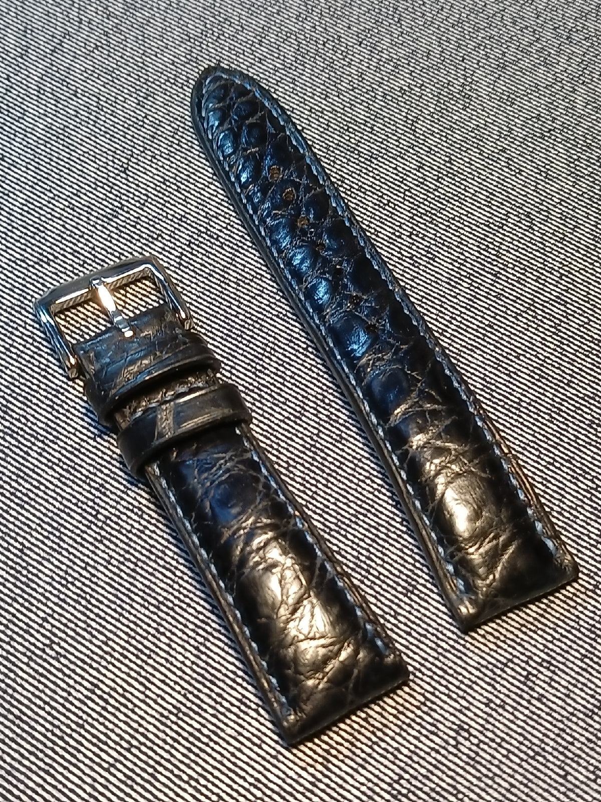 Black Crocodile Pattern Leather Watch Strap