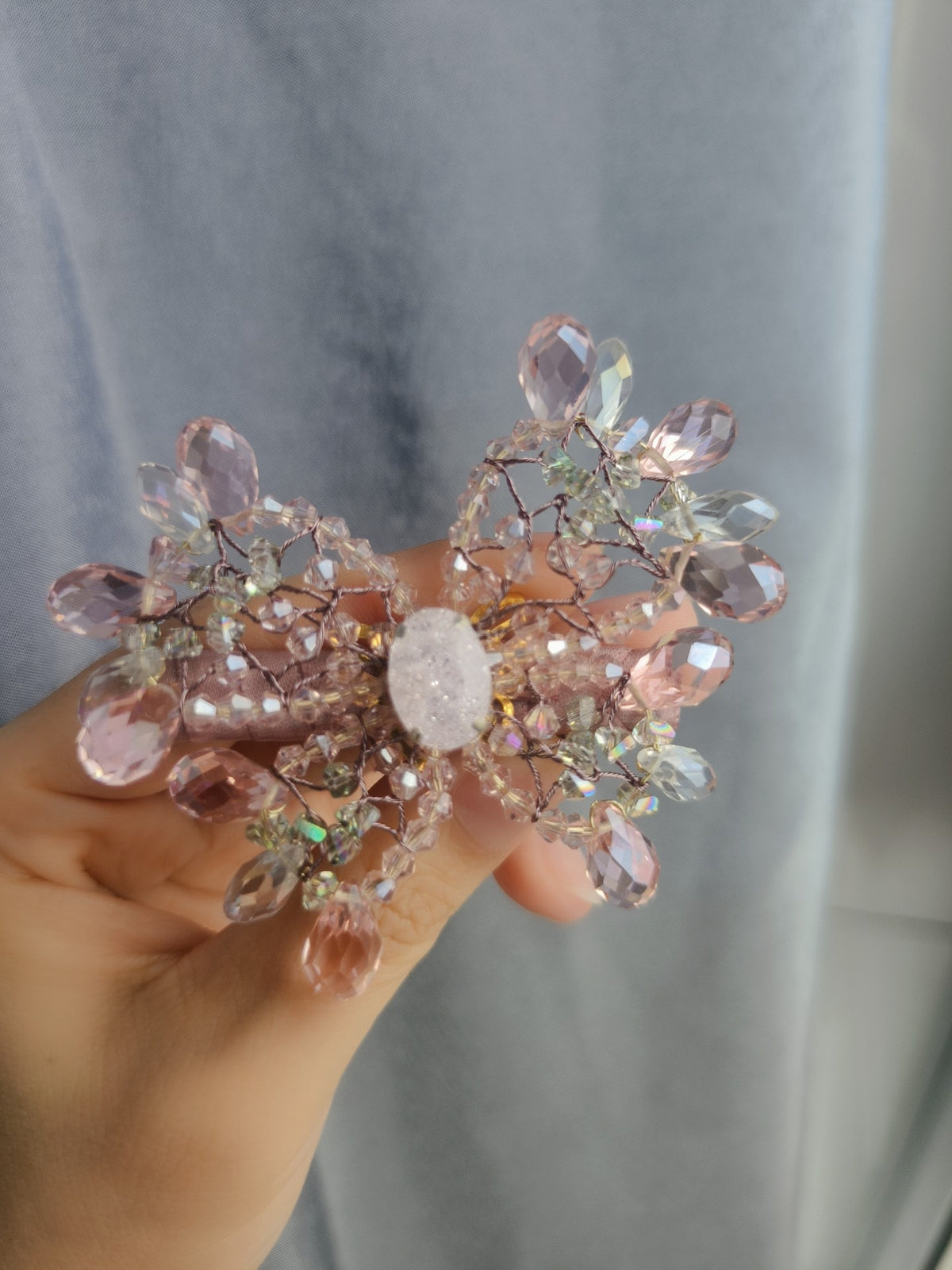 Butterfly Side Clip Pink Beaded Wire Design