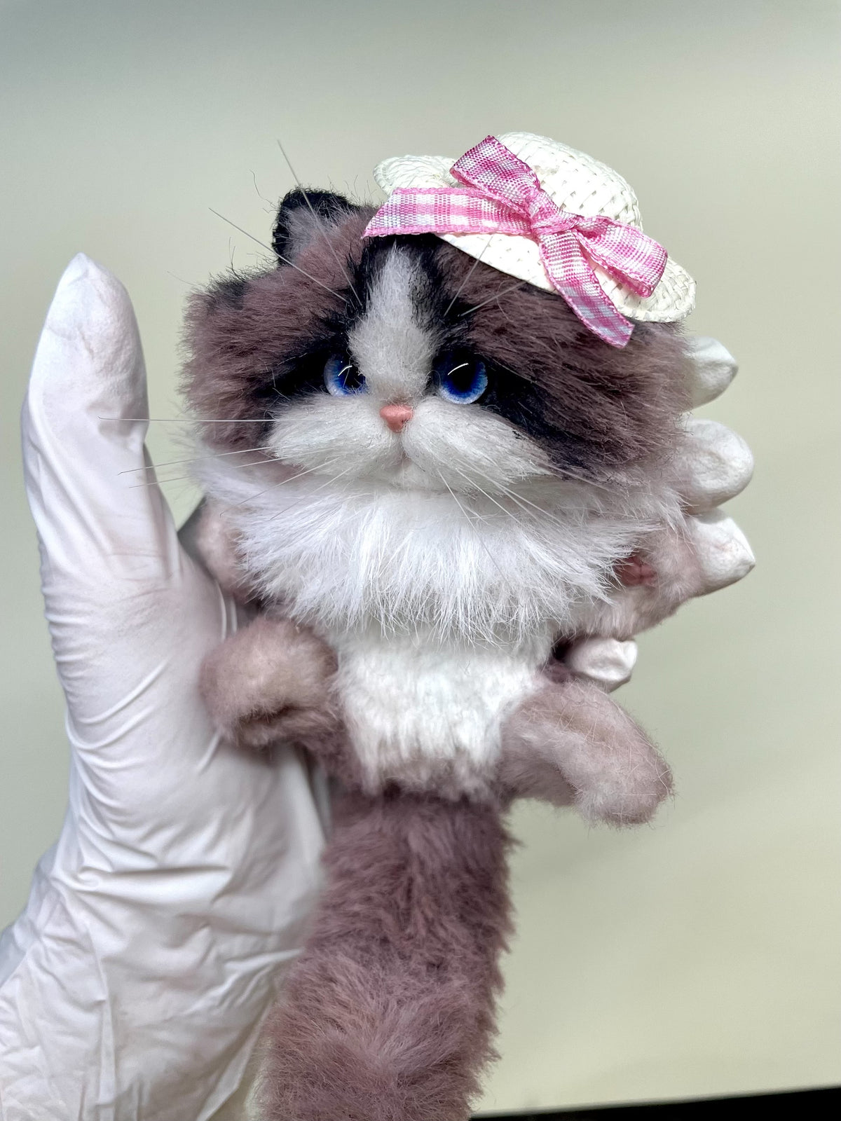 Plush Cat Toy with White Straw Hat