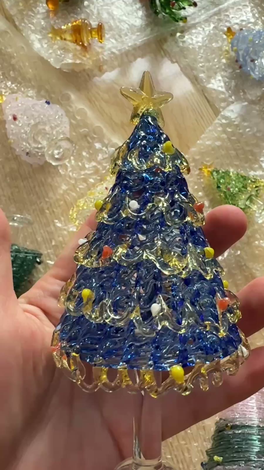 Ornamento per albero di Natale in vetro blu cobalto artigianale