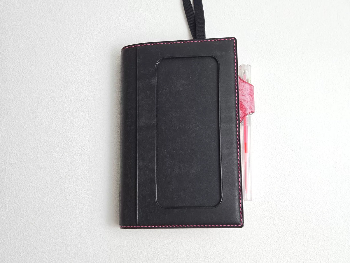 Leren Traveler's Notebook Map in Black Rose Leer