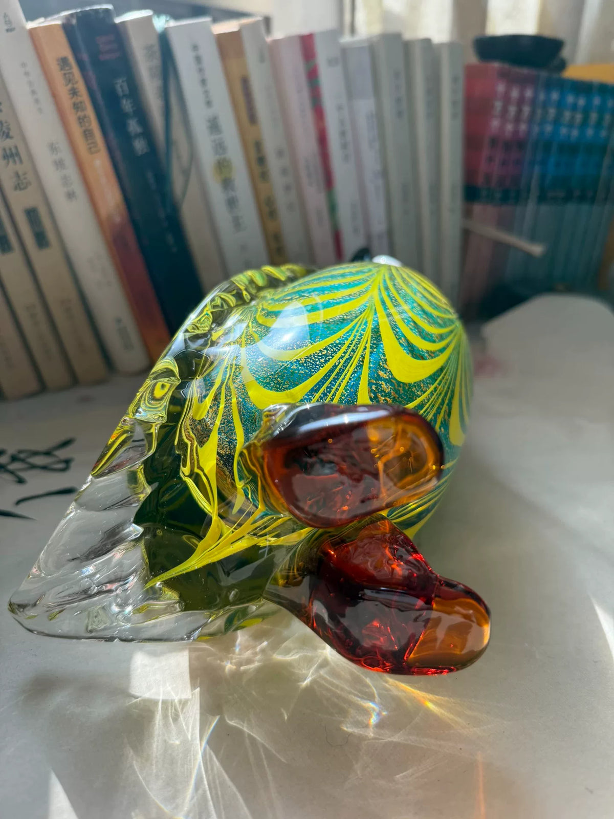 Glas-Eulen-Figur in Grün mit Goldblatt