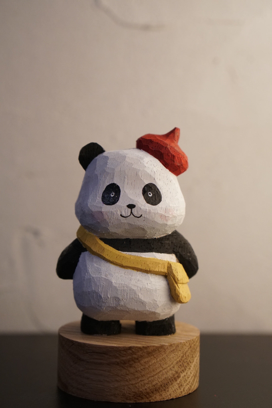 Handgefertigte Holzfigur Panda 8 cm