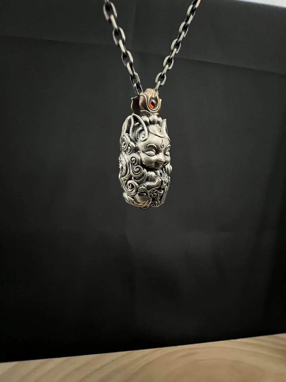 Pendente in argento 925 volpe a nove code