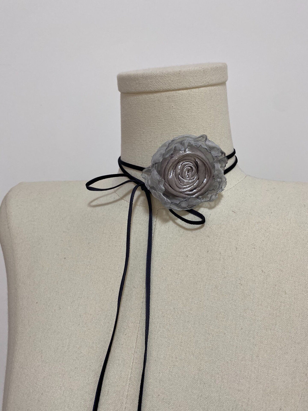 Handmade Gray Rose Flower Choker