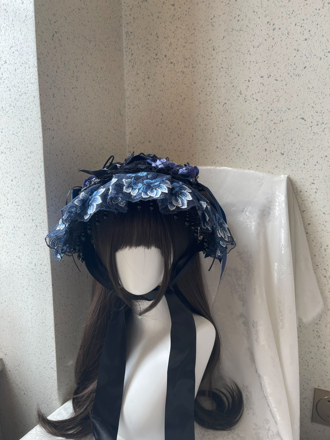 1046103007984 - Image 1