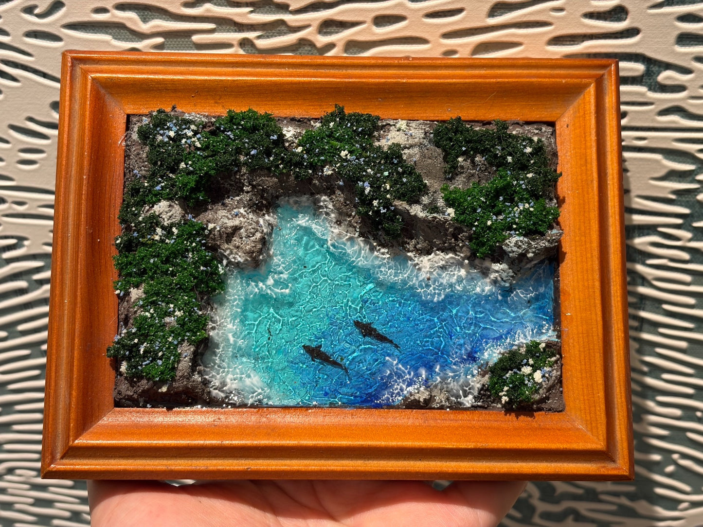 Miniature Coastal Diorama in Wooden Frame 15x11x2cm