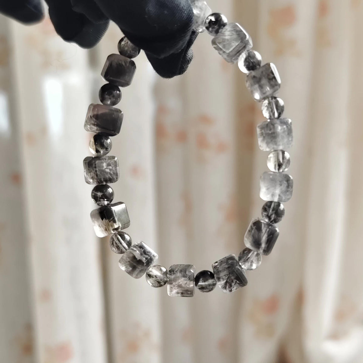 Black Aurora Quartz Round Bead Bracelet 8mm