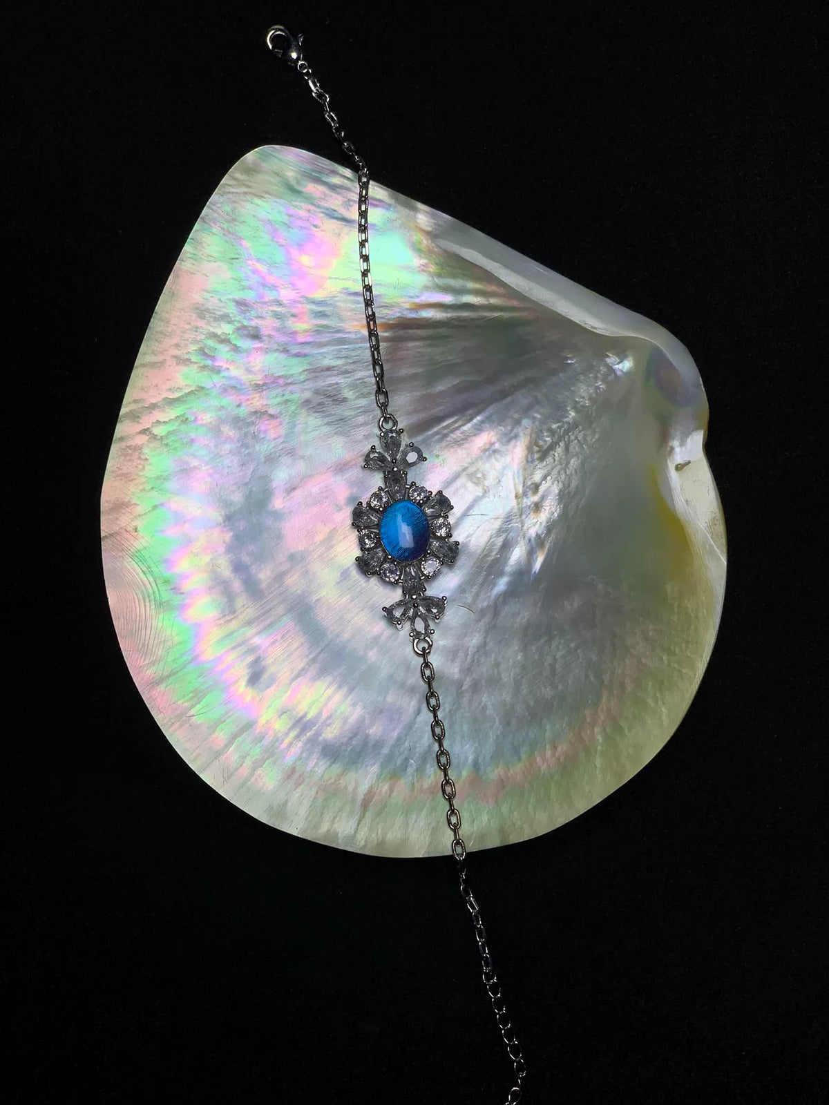 960674318548 - Image 3