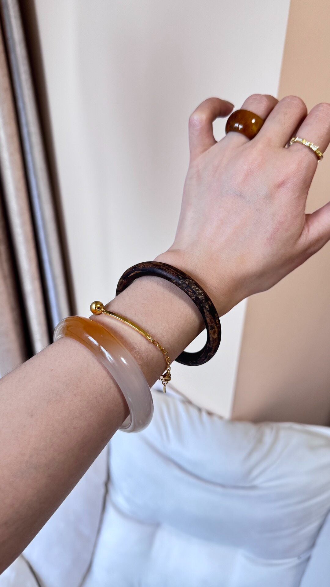 Lightning-Struck Map Chicken Blood Vine Bracelet