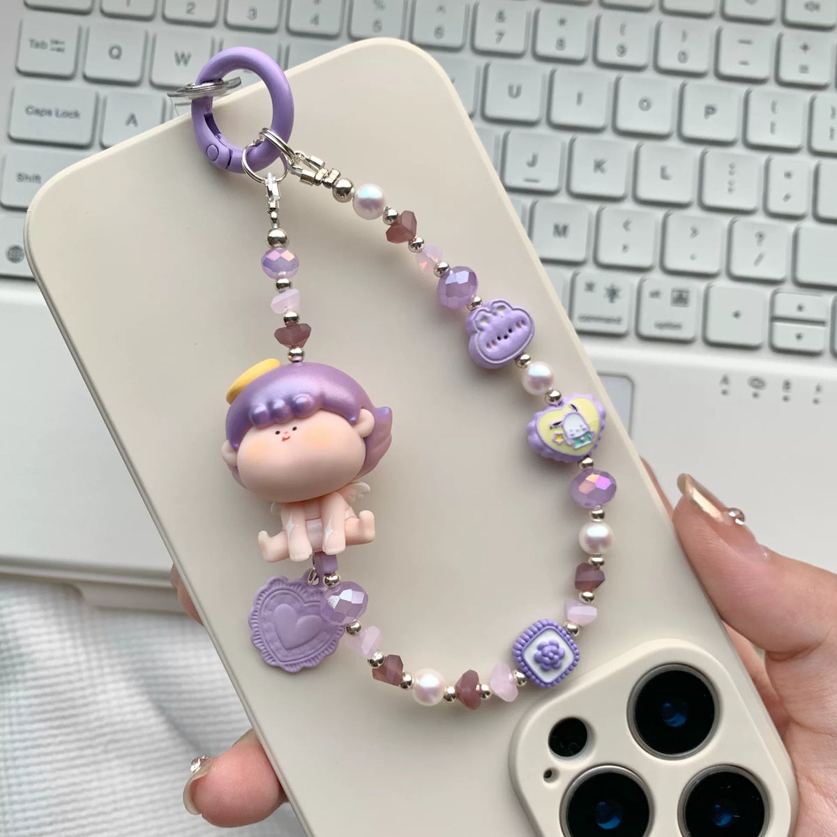 Bijou de téléphone ange avec perles et auréole
