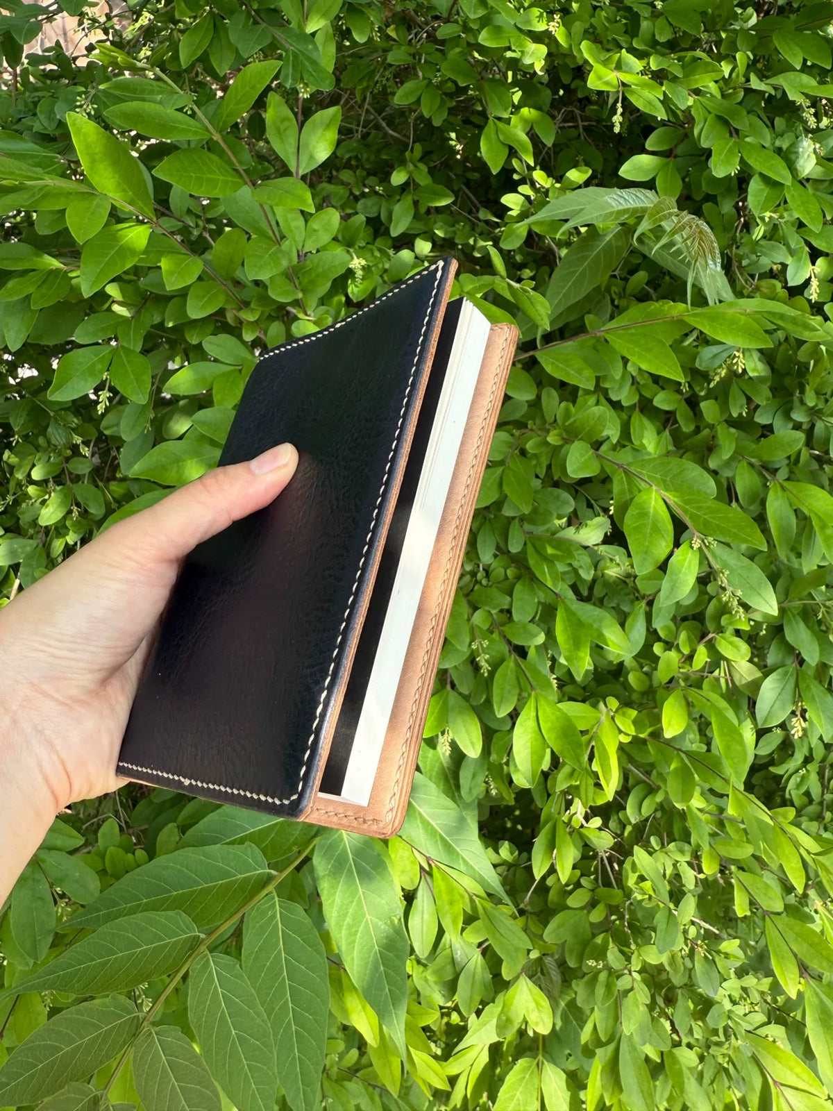 ハンドメイド A6ノートカバー イタリアンレザー ネイビー