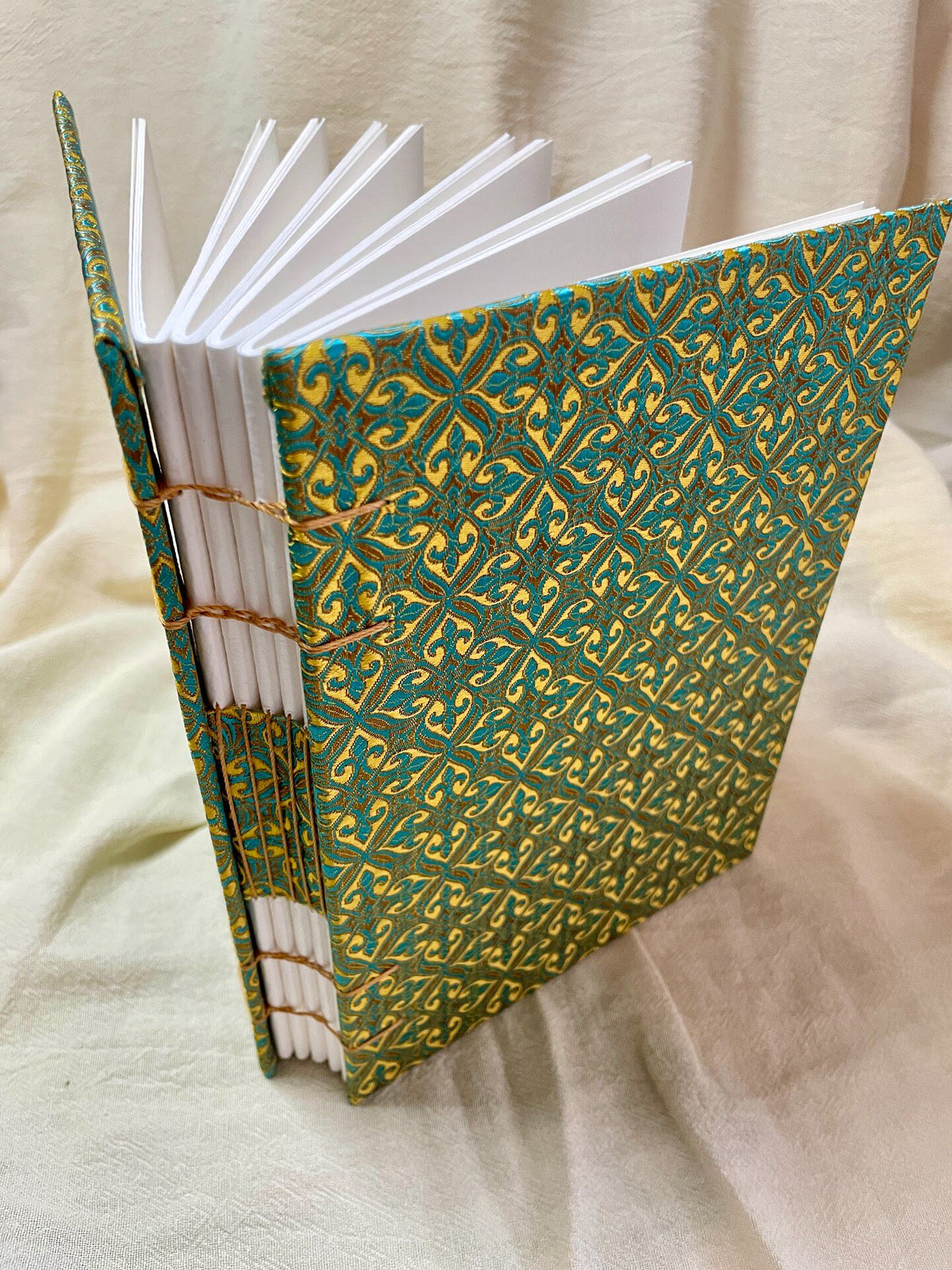 Handmade Brocade Watercolor Sketchbook B6