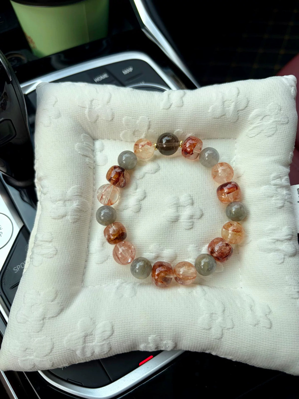 Bracelete de Contas de Quartzo Flor Gel e Pedra da Lua Natural