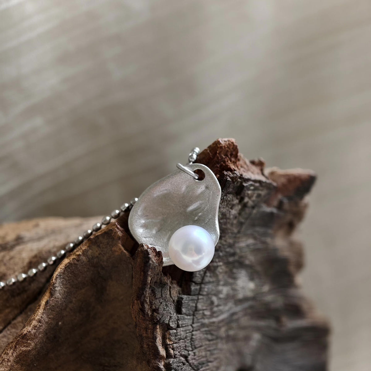 Sterling Silver Lotus Leaf Pearl Pendant Necklace