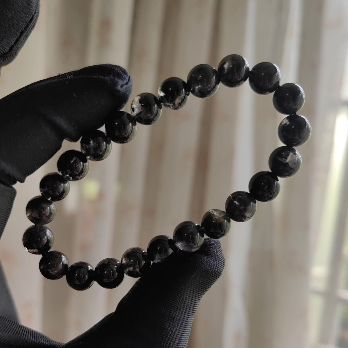 Black Aurora Quartz Round Bead Bracelet 8mm