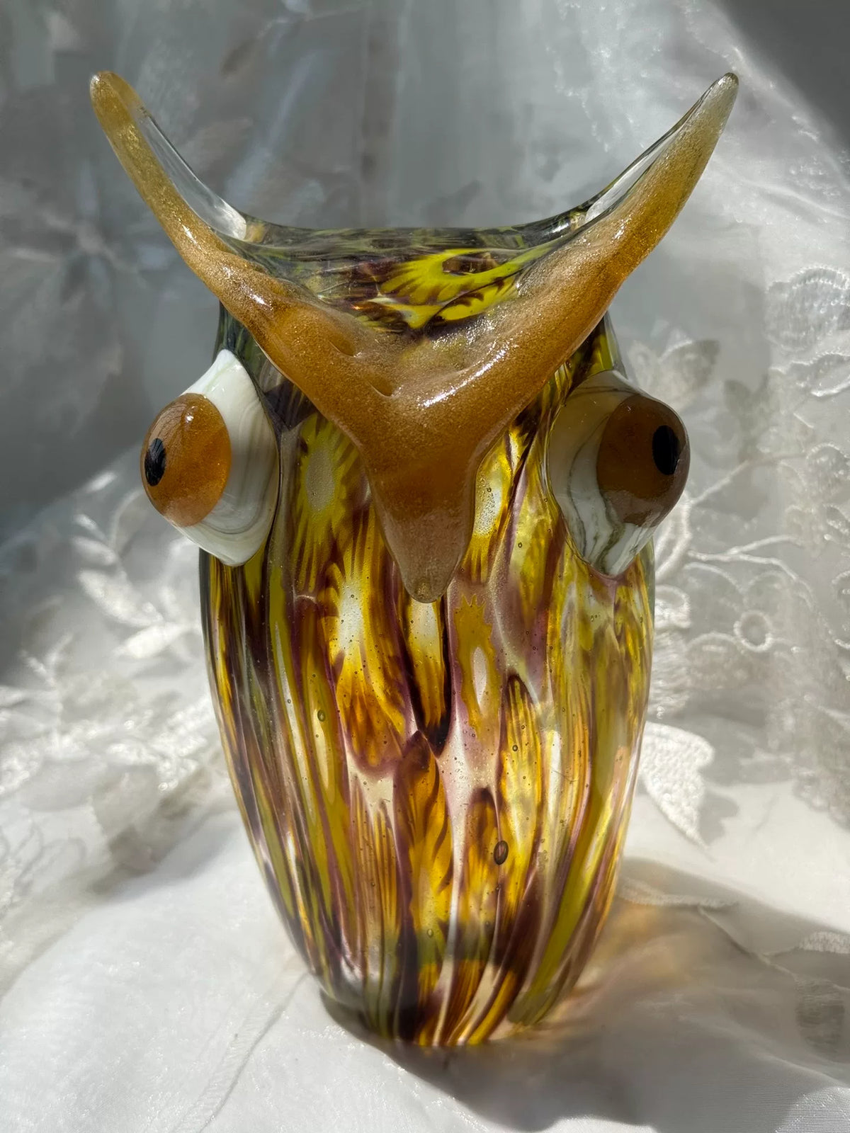 Vintage-Eulenfigurur aus Kunstglas in Bernsteinoptik