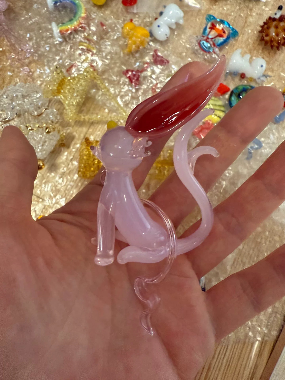 Figurine de renard en verre artisanal rose, décoration de bureau