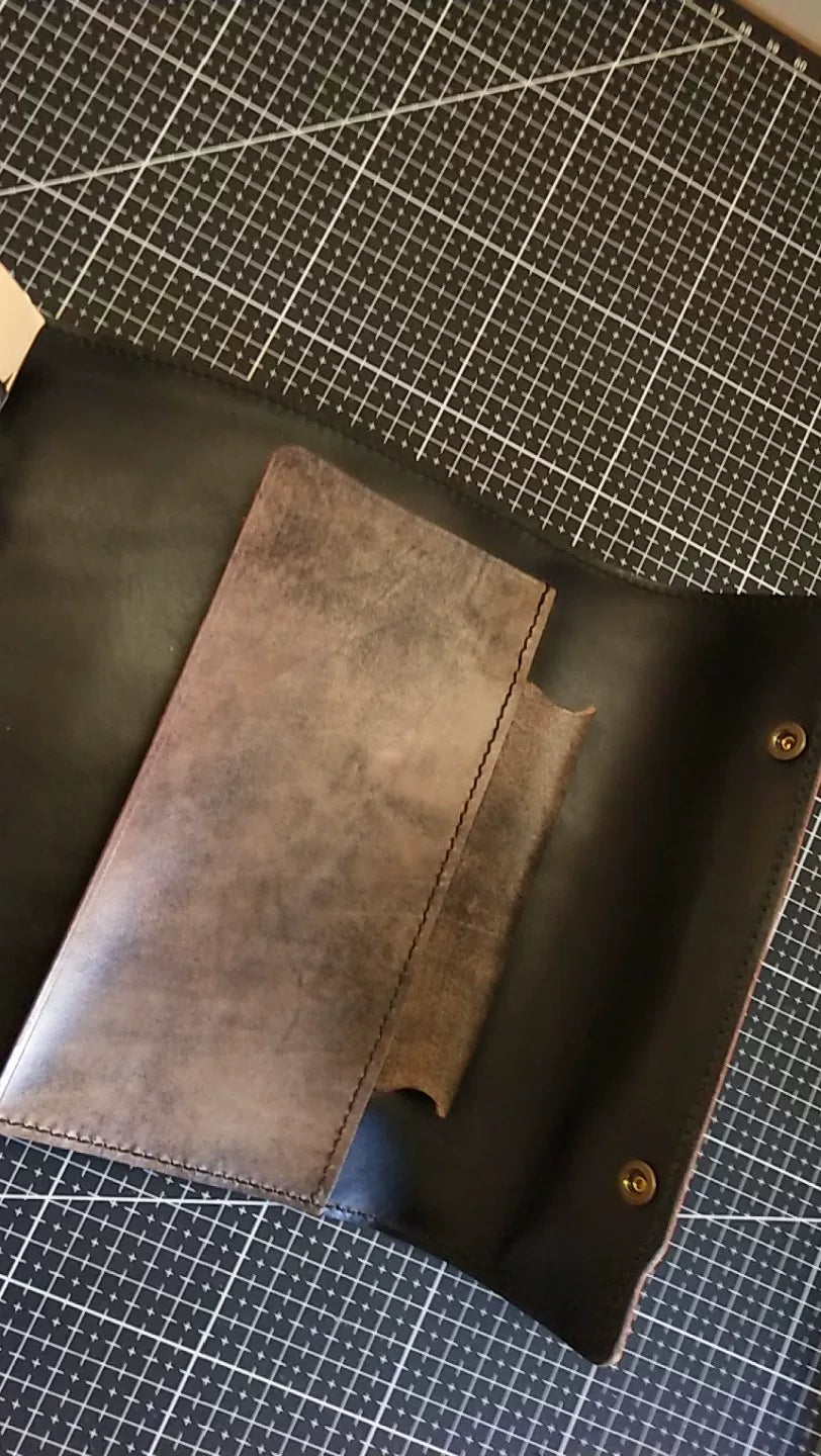 Funda para cuaderno de anillas A6 en cuero natural