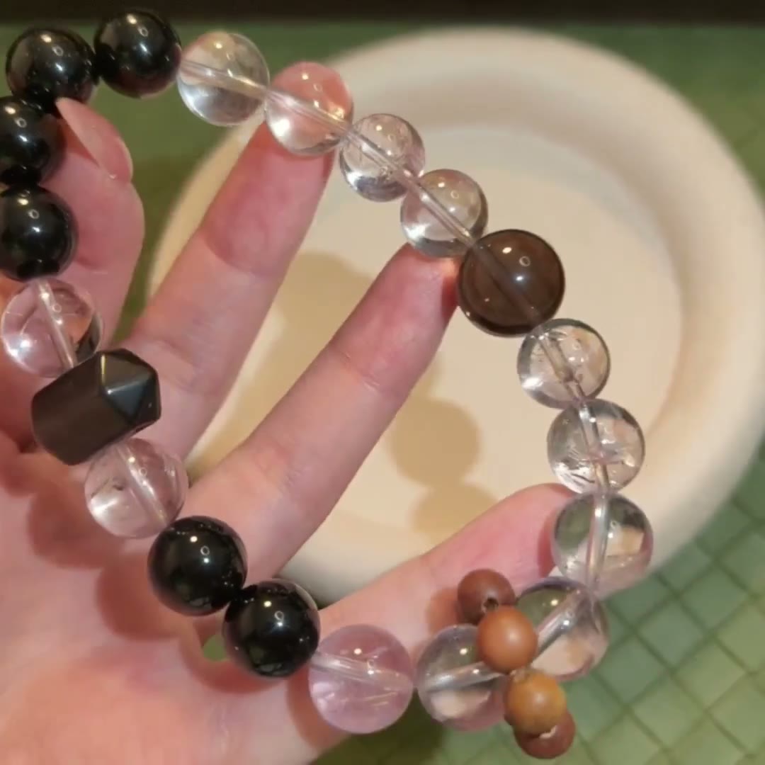 黒曜石と水晶のクリスタルビーズブレスレット