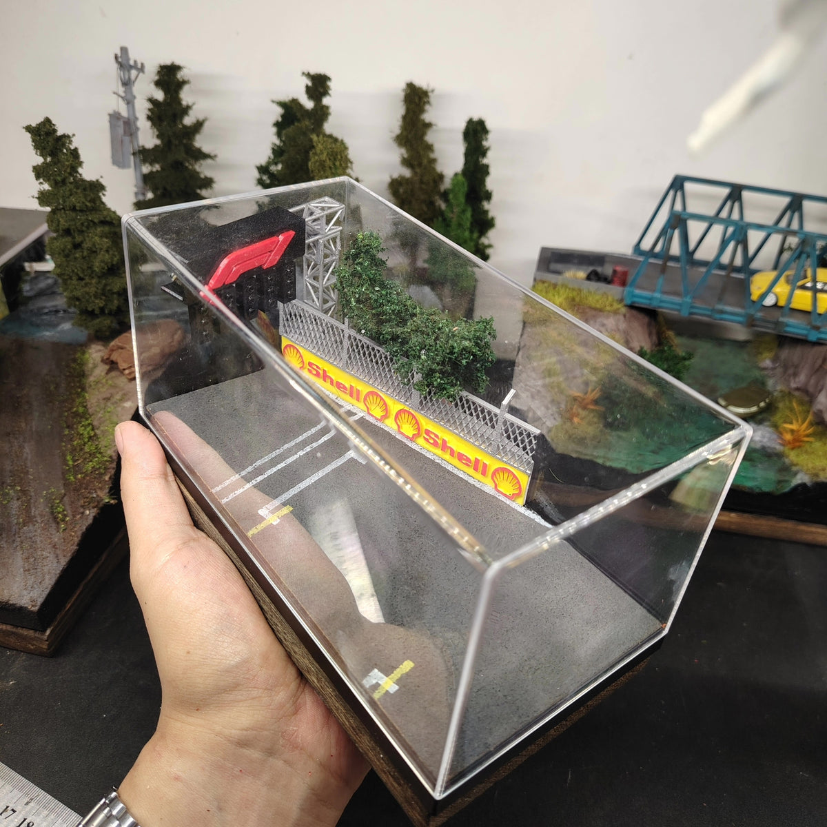 1:64 F1 Startgrid Diorama Display Base