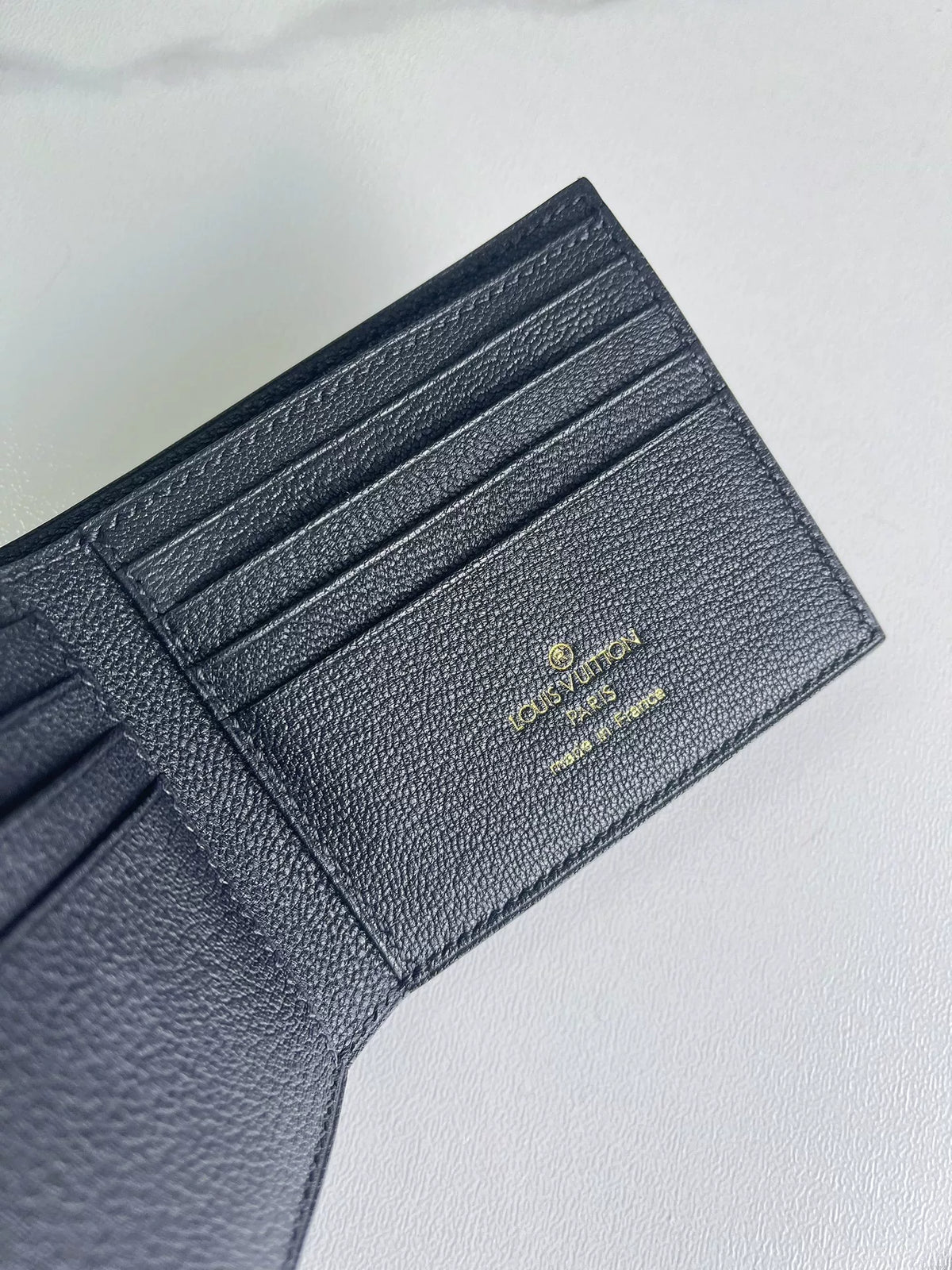 Cartera doble de caimán con 8 espacios para tarjetas
