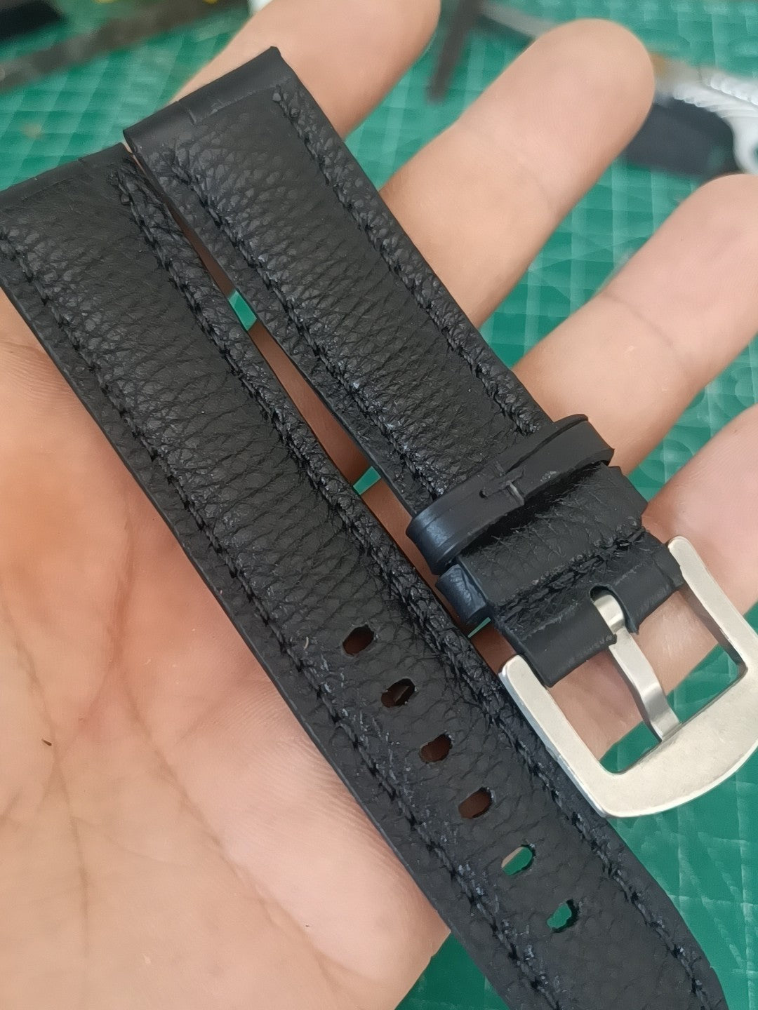 Genuine Crocodile Leather Watch Strap 22mm Black