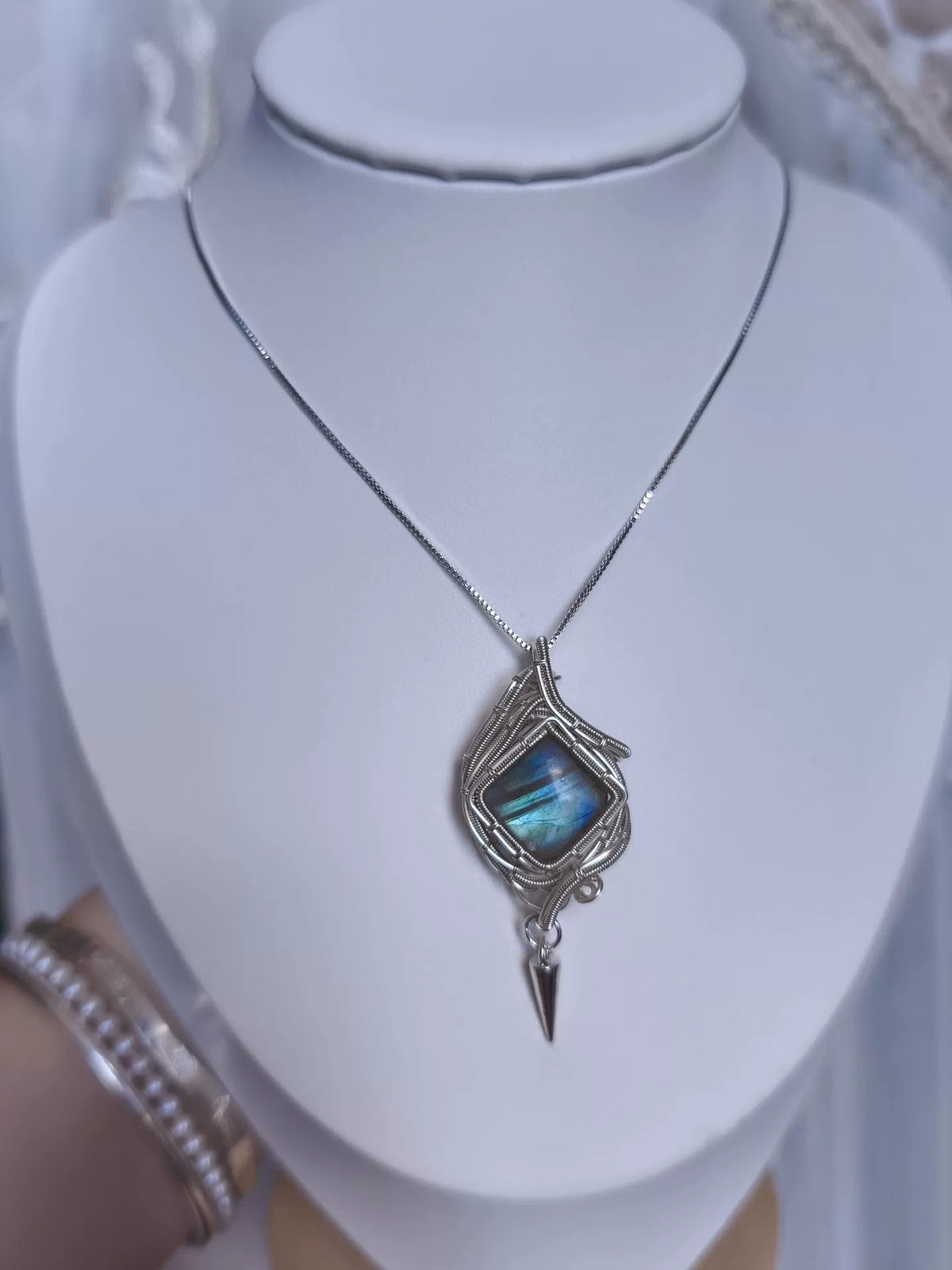 1077232410553 - Image 2