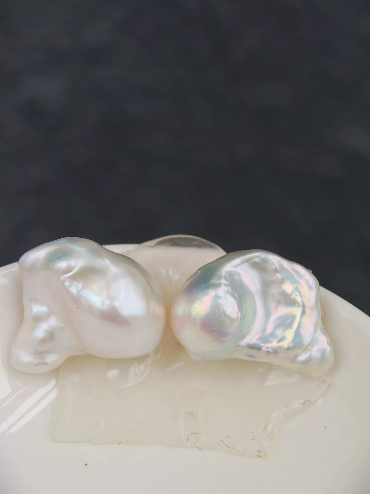 Coppia di perle barocco a forma coda di sirena
