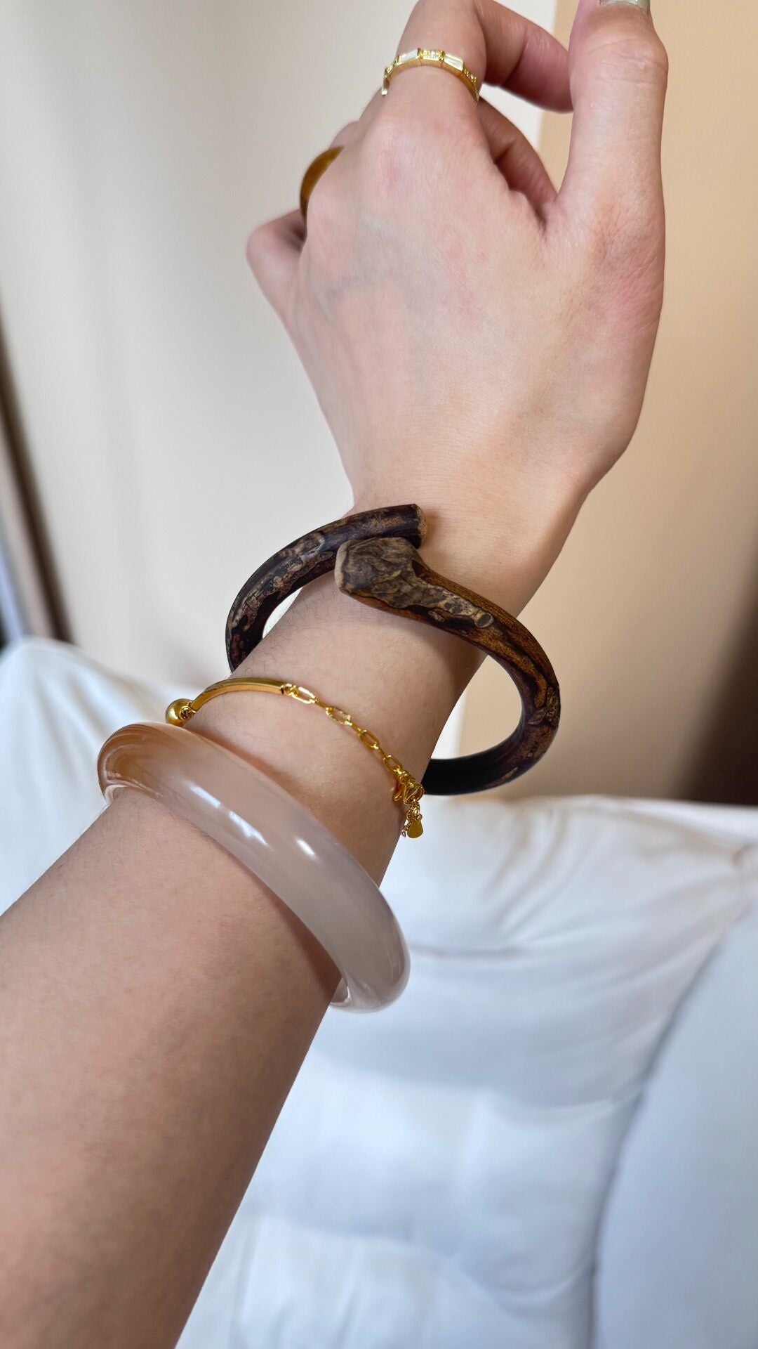 Lightning-Struck Map Chicken Blood Vine Bracelet