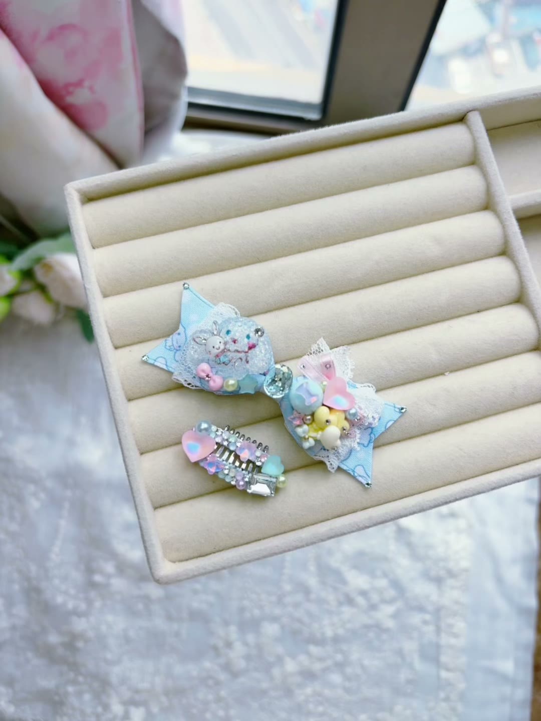 Junto de clips para el pelo de mascota en azul pastel