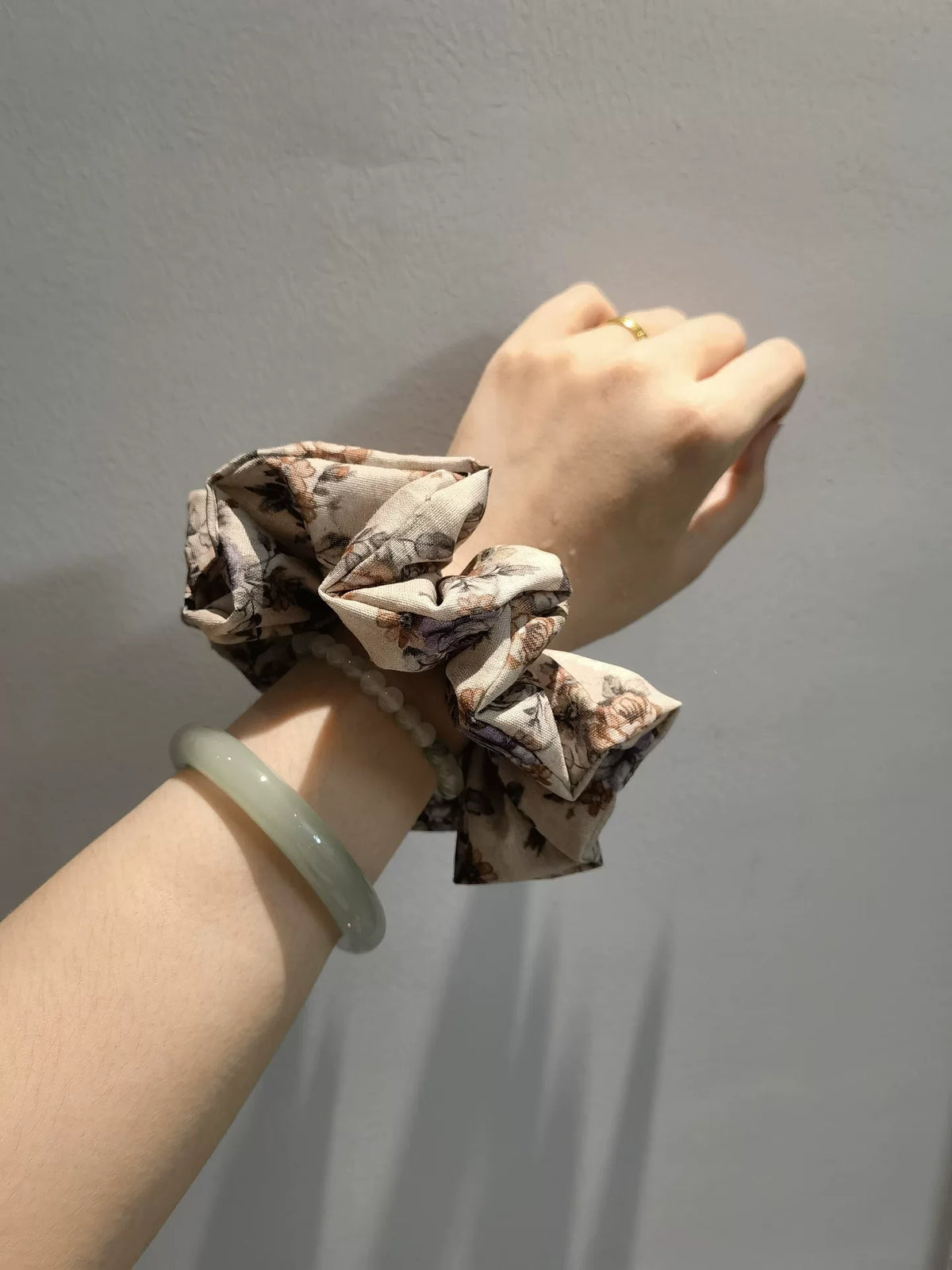 Chouchou oversize en coton imprimé floral