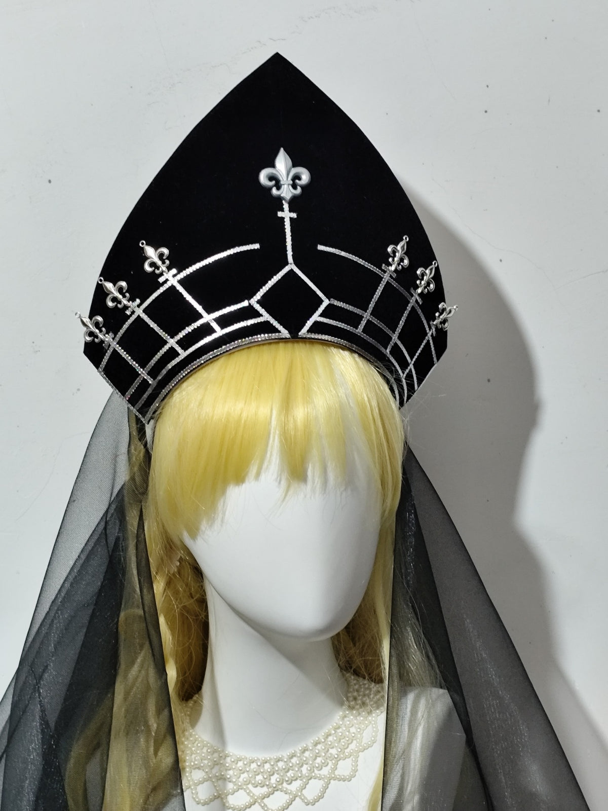 Black Cosplay Headdress with Veil 19cm