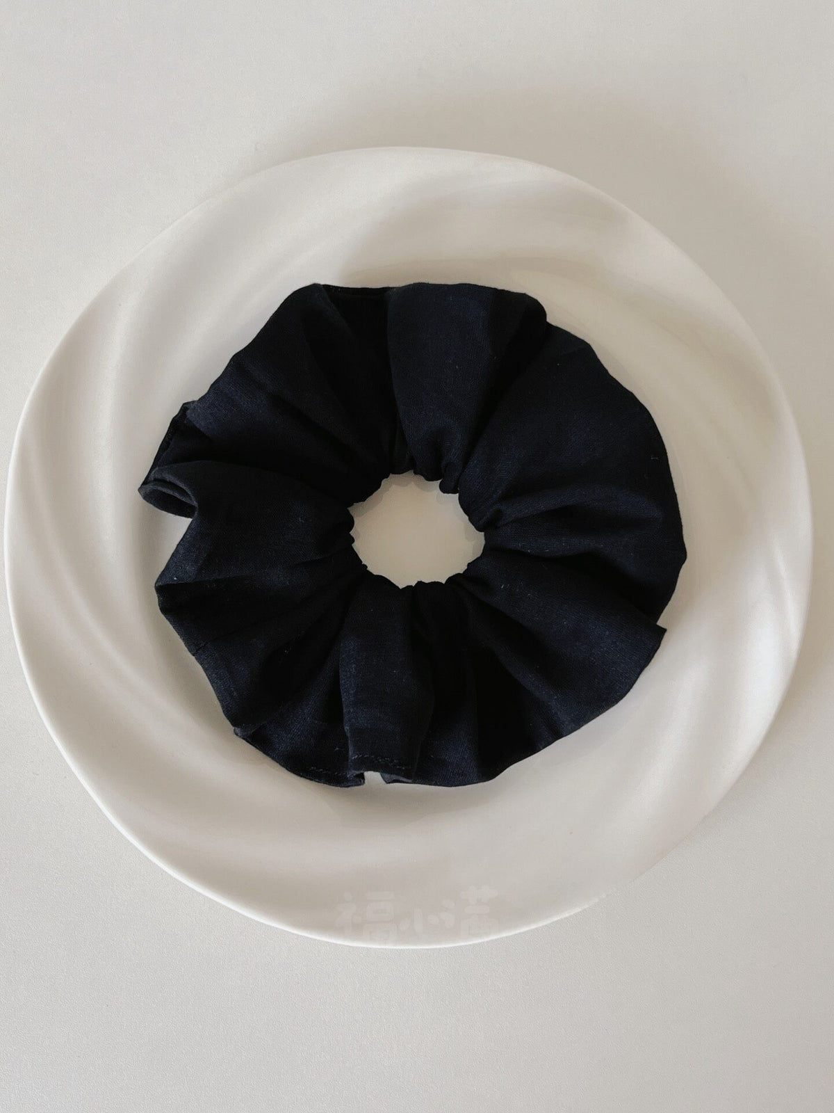 1076722936893 - Image 1