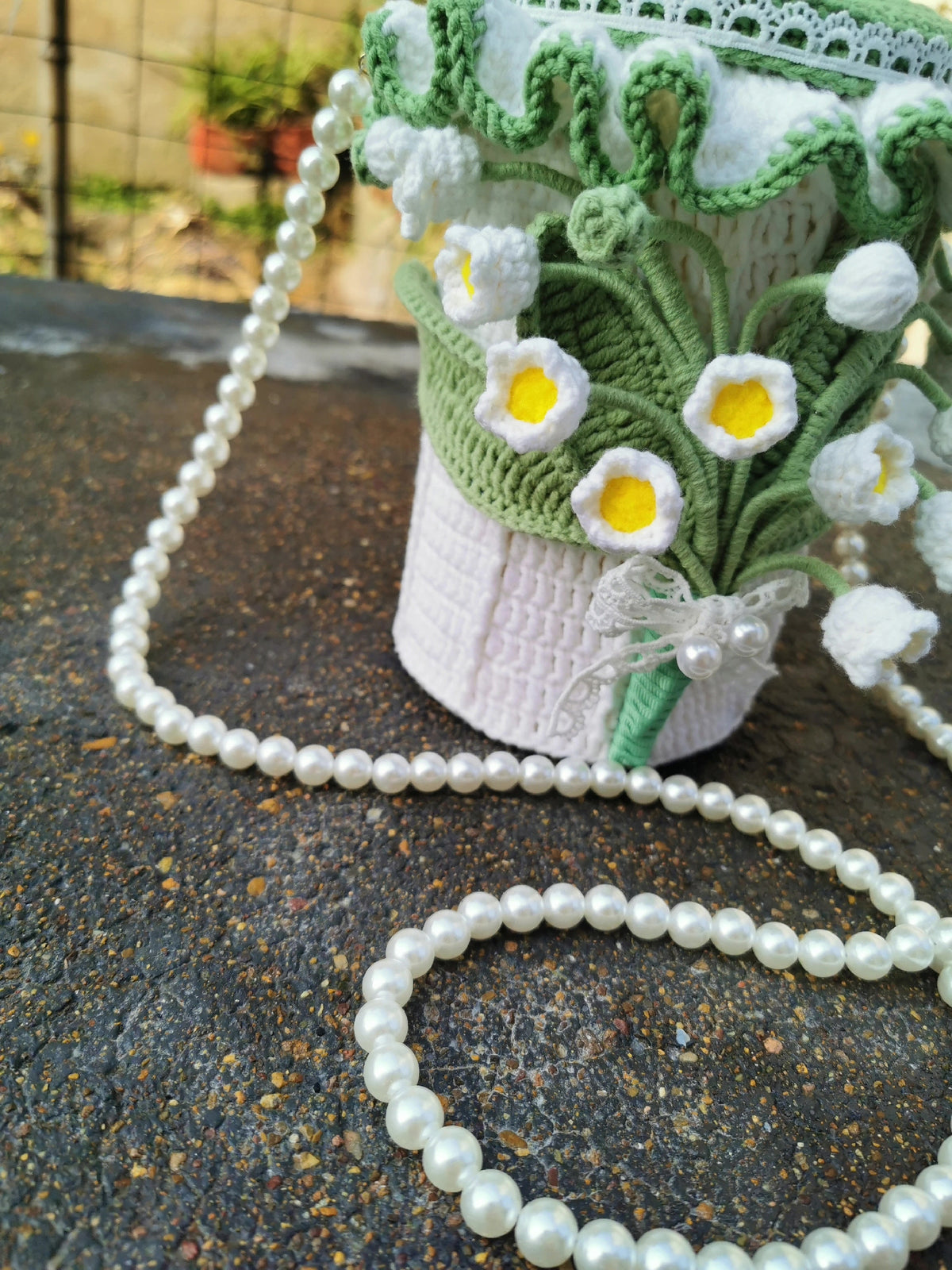 Crochet Lily of Valley Pearl Bucket Bag