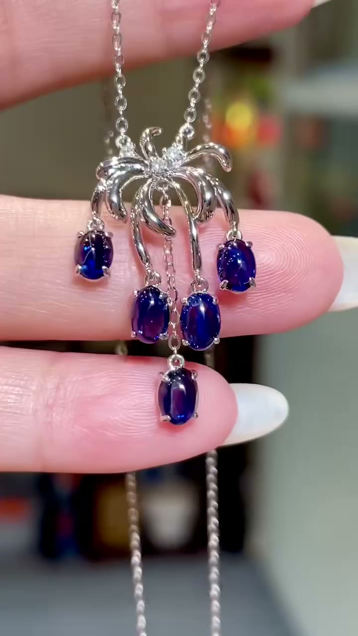 18k Gold Sapphire Palm Tree Pendant Necklace