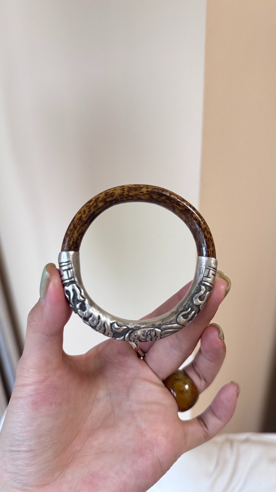 Silver-Clad Leopard Print Jixueteng Bangle