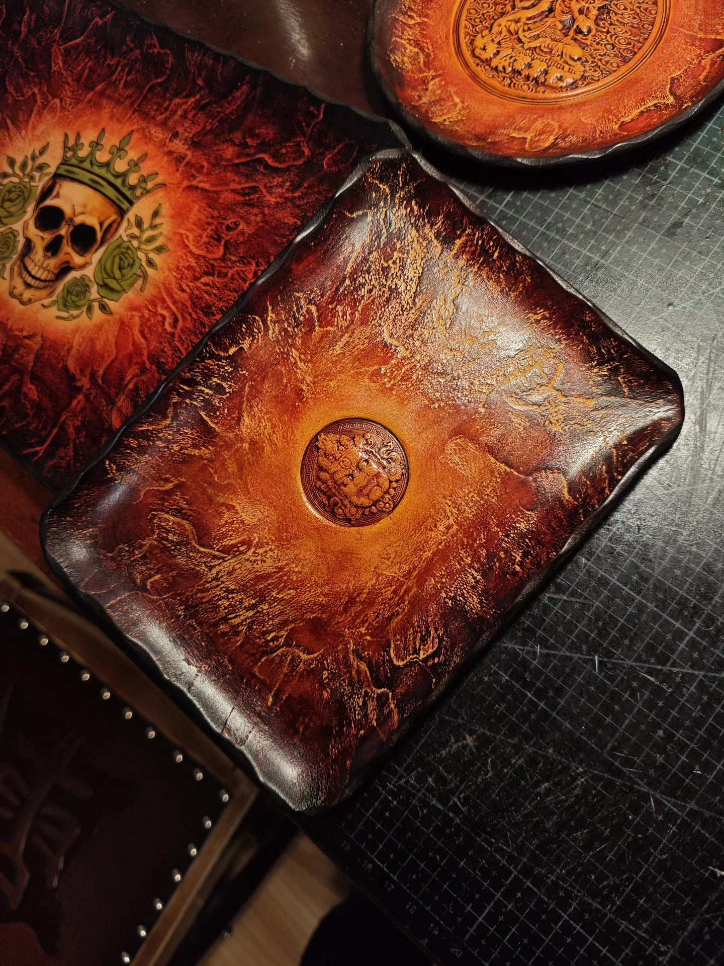 4mm Top-Grain Cowhide Leather Tray with Embossed Face Design, 15x20cm