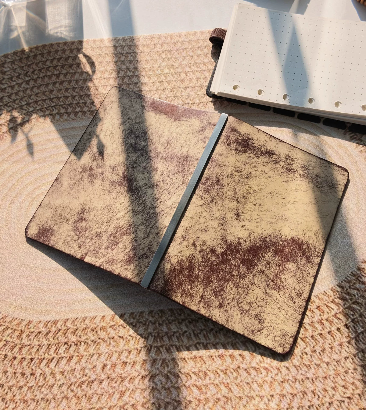 Funda para cuaderno de cuero Margot Fog hecha a mano