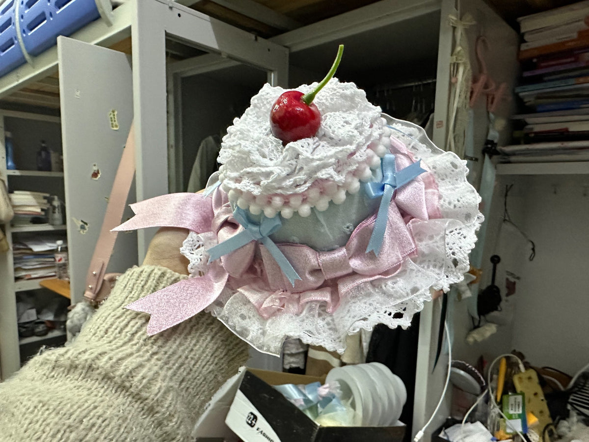 Mini sombrero Lolita de cupcake en azul pastel y rosa